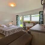 Homestay Cyprys - I Z Aneksami - Centrum