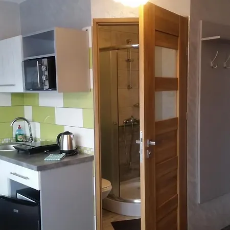 Cyprys - I Z Aneksami - Centrum Homestay