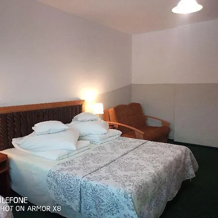 Cyprys - I Z Aneksami - Centrum Homestay