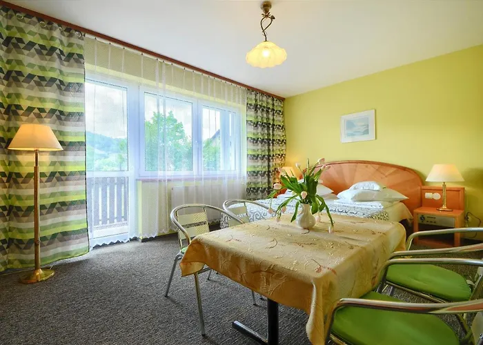 Cyprys - I Z Aneksami - Centrum Accommodatie bij particulieren Wisła